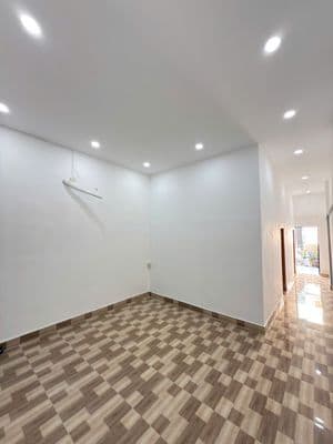 Bán chung cư giá rẻ lầu 2 lưu xuân tín, p. 10, q. 5, 1.66 tỷ.