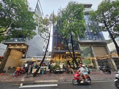 Ngang 12m| 1200m2| 176 Trường Sa 6 Tầng Thang Máy Tiện Cà phê Spa VP