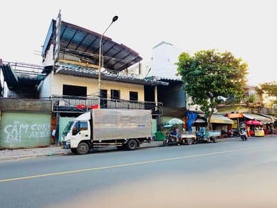 Cho thuê nhà mặt tiền đường đặng nguyên cẩn 20x25m 2l khu dân cư đông