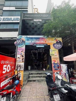 Sàn sử dụng hơn 90m2 - ngang 5m - số 181 cách mạng tháng tám, quận 3