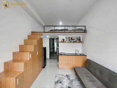 Phòng mới xây ban công rộng _ ngay công viên phần mềm