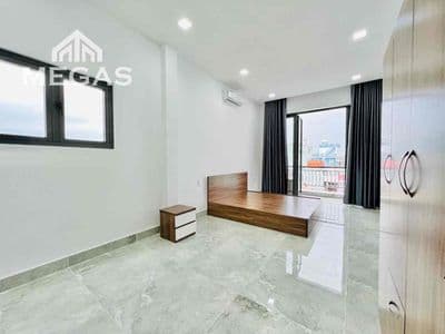 Căn hộ ban công rộng 40m2 - full nội thất - ngay công viên phần mềm