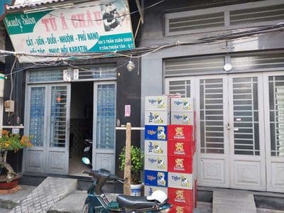 cần ra gấp căn hộ bình dân cho sinh viên full khách