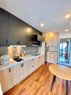 Căn 1 phòng ngủ bancol 32m2 nội thất cao cấp ngay kỳ đồng quận 3