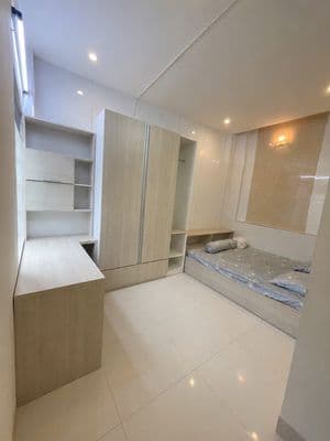 Cho thuê nhà 3 tầng đường Núi Thành gần Quảng trường 29/3
