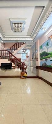 Cg: cho thuê nhà 3 lầu đẹp mặt tiền p. tân chánh hiệp quận 12