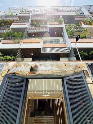 Nhà Phố Có Thang Máy Lê Đức Thọ (4x15m) 3 Lầu 5PN Có Phòng Xông Hơi