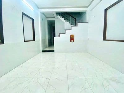 Nhà trệt 2 lầu 5PN KDC Bình Nhựt (ngay công viên)