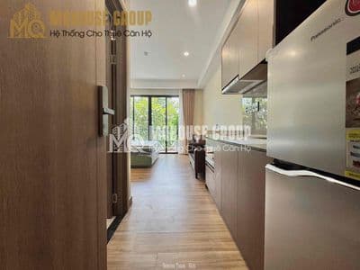 Gần Sala Sẵn căn ban công lớn nội thất cao cấp, nhiều ánh sáng
