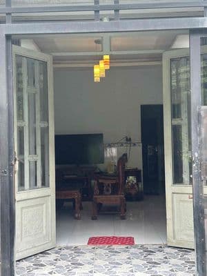 Nhà hẻm 1/ 1 trệt 1 lầu