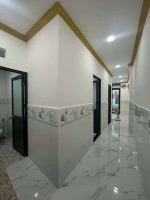 Nh.à m.ới xây đẹp mua về ở ngay- nhỉnh 1.tỷ đường lê văn lương q7