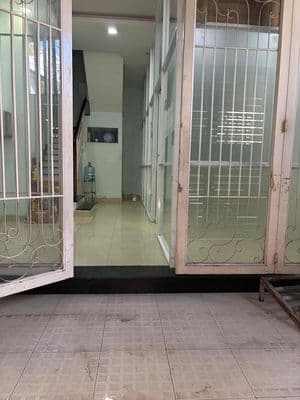cho thuê nhà nguyên căn gần chợ, trường học, khu dân cư đông đúc