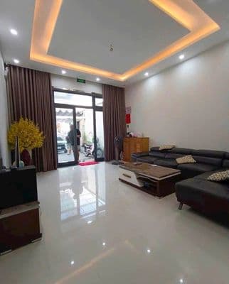 Cho thuê nhà mt phan tứ khu kinh doanh sầm uất