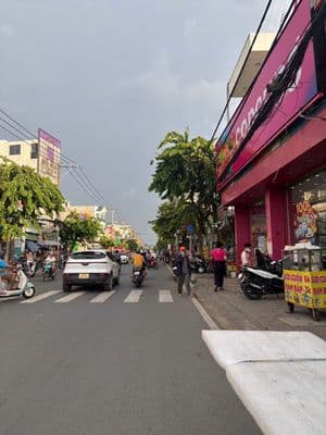 Cho thuê nhà mặt tiền vị trí kinh doanh buôn bán