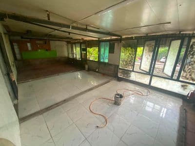 Văn phòng kinh doanh 180m2 tại 39 Hà Kế Tấn, 2 tầng, xe cont đỗ cửa