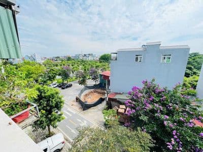 Bán nhà mặt phố Việt Hưng, Long Biên, 11.x tỷ, nhà dân xây
