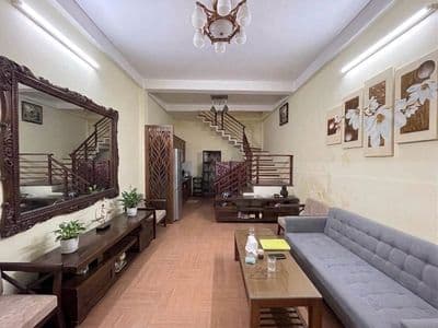 Bán nhà Bồ Đề 50m, 5 tầng, mặt tiền 4.5m