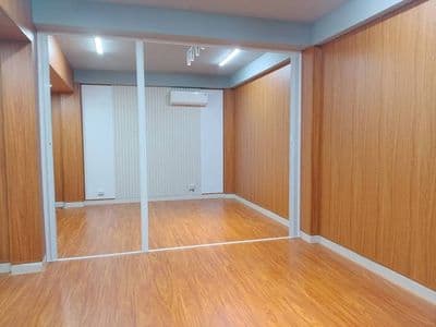 Cho thuê MBKD tầng 2 mặt phố Quần Ngựa - Ba Đình