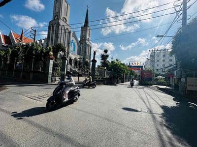 Bán nhà đường Dương Quảng Hàm gần Đại học Văn Lang, Gx Bắc Hải