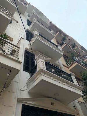 Cho thuê nhà ngõ 180 Hoàng Quốc Việt, 50M x 5 Tầng - mỗi tầng 2P+ 1 Wc
