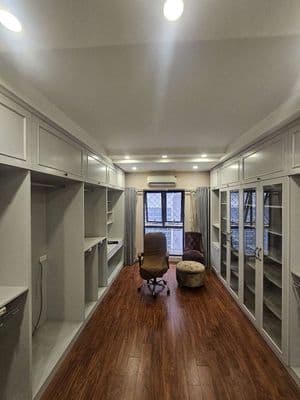 Cho thuê nhà riêng 33m x 5 tầng Gồm 3 ngủ đẹp ở Ngõ 1081 Hồng Hà
