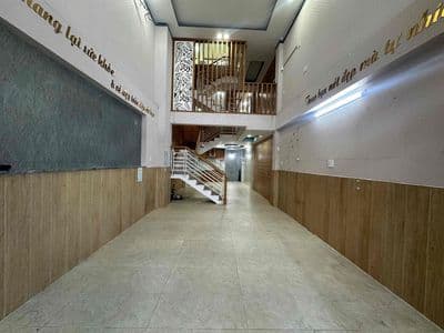 C.thuê nhà làm CHDV- Phạm Huy Thông- 80m2-6 Tầng