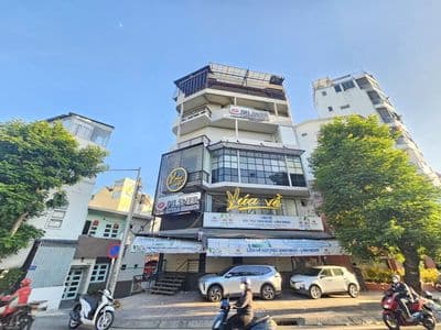 Góc Trường Sa Ngang 12mx8m 600m2 4 Tầng có hầm xe lề rộng 10m