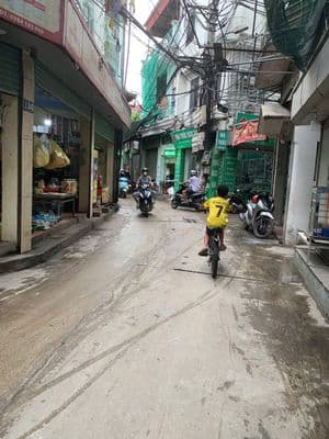 Cần cho thuê nhà 5 tầng nguyên căn vừa ở và kinh doanh mọi mặt hàng