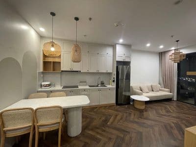 Bán gấp căn hộ 63m 2n2 giá 4.1 tỷ tại Vinhomes Smartcity