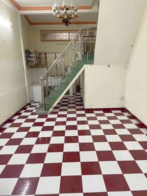 Nhà có sân Tám Danh Q.8 gần nhà thờ Nam hải