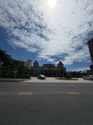 Mặt bằng võ nguyên giáp đối diện crow sòng bài