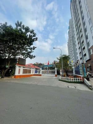 Lô đất vàng *** tại Khu dân cư cao cấp, gần trường học, siêu thị