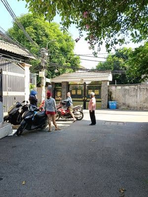 cho thuê nhà biệt thự 1 trệt 2L đường oto Hiệp Bình Chánh thủ Đức 22tr