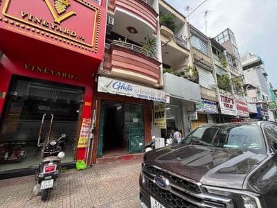Cho thuê mặt tiền kinh doanh nguyễn thiện thuật quận 3 chợ bàn cờ