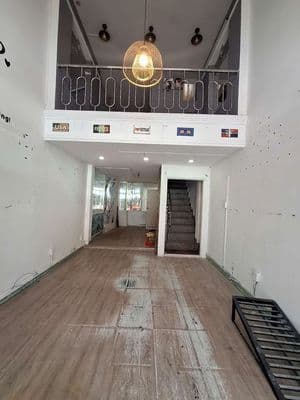 Cho thuê nhà măt tiền hẻm xe hơi đường lý thái tổ, p10