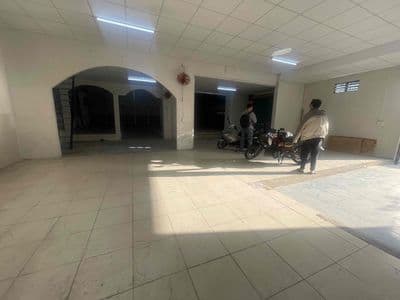 Cho thuê nhà MT kế đường Trần Văn Giàu 20x14 trống suốt