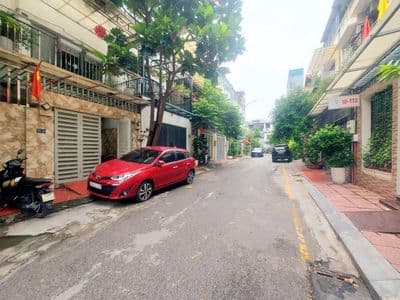 Cho thuê liền kề 75m x 4 tầng ở Ngõ 183 Hoàng Văn Thái