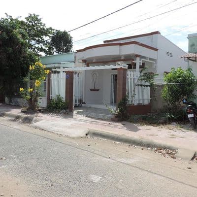 Cần Ra Hàng Nhà Cấp 4 Gần Bệnh Viện Củ Chi Giá 1 Tỷ 6 . DT 97m2, SHR