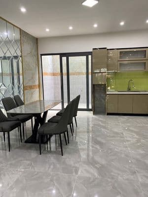 Chỉ 3.2 tỷ sở hữu ngay nhà mặt tiền shr liền kề vinhomes hóc môn