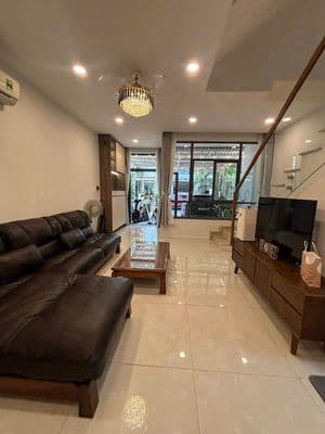 Cho thuê nhà full nt đẹp kdc compound liên phường gần global city