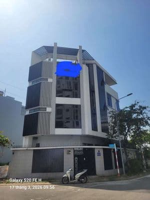 Cho thuê nhà 1trệt 3lầu 5pn 5wc 1bếp Có than máy
