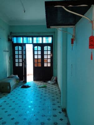 Nhà phùng khoang cách oto tránh đúng 1 nhà - view hồ