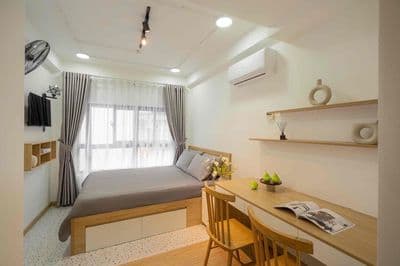 Căn hộ tách bếp mới hoàn thiện dịu dàng trong từng chi tiết