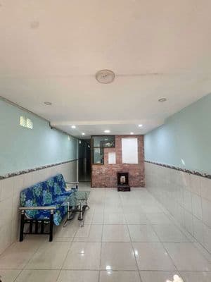 5 phòng 3,5 x 19m gần chợ minh phụng