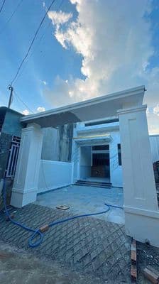 Nhà ngay trường C1. Phước Tân sổ riêng hỗ trợ vay sân ôto đg ô tô tl n
