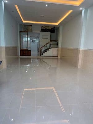 Cho thuê nhà 3 tầng: đường 29/3 - 5 phòng - 4 wc
