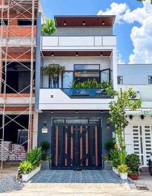 Cần bán nhà 1tr1 lầu kdc hồng loan