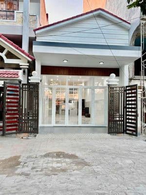 Cho thuê nhà đường: trần nam trung - mới đẹp