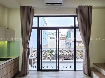 Phòng mới xây 100% _ ban công full nội thất _ ngay tô ký