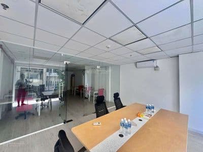 Nhà quận 3, ngang 5.2m dài 15m, sàn trống